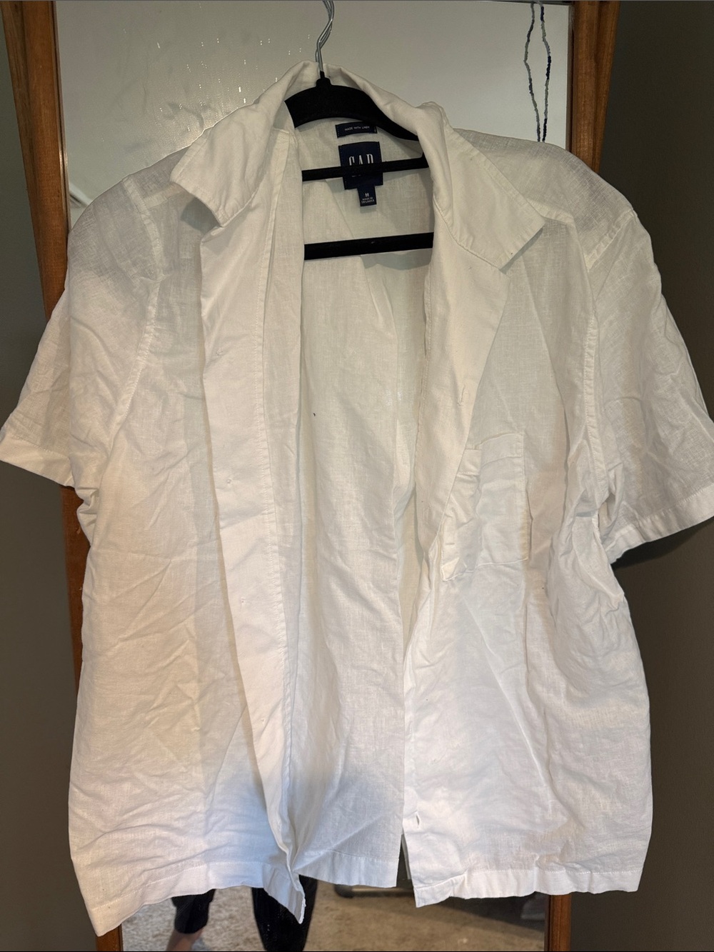 GAP NWOT White Short Sleeve Button-Front Shirt